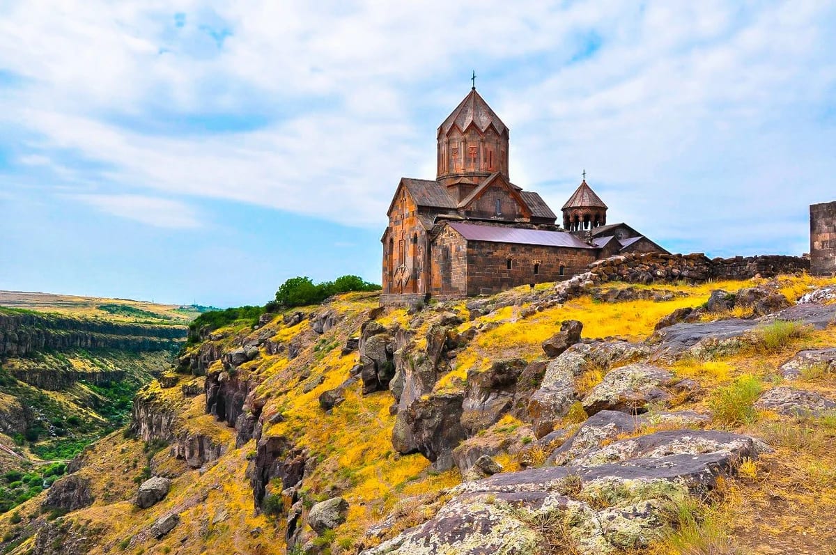 Hovhannavank over Canyon